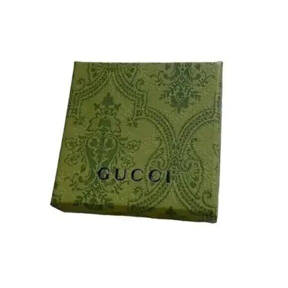 Authentic Gucci Women's Two-Tone Stainless Steel 25mm Watch - Picture 13 of 16